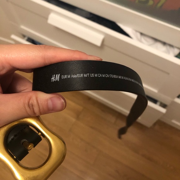 H&M Belt - Picture 2 of 2